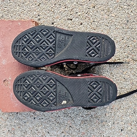 Converse Chuck Taylor Black High Top Sneakers With Red Flames Size 13 - Picture 8 of 10